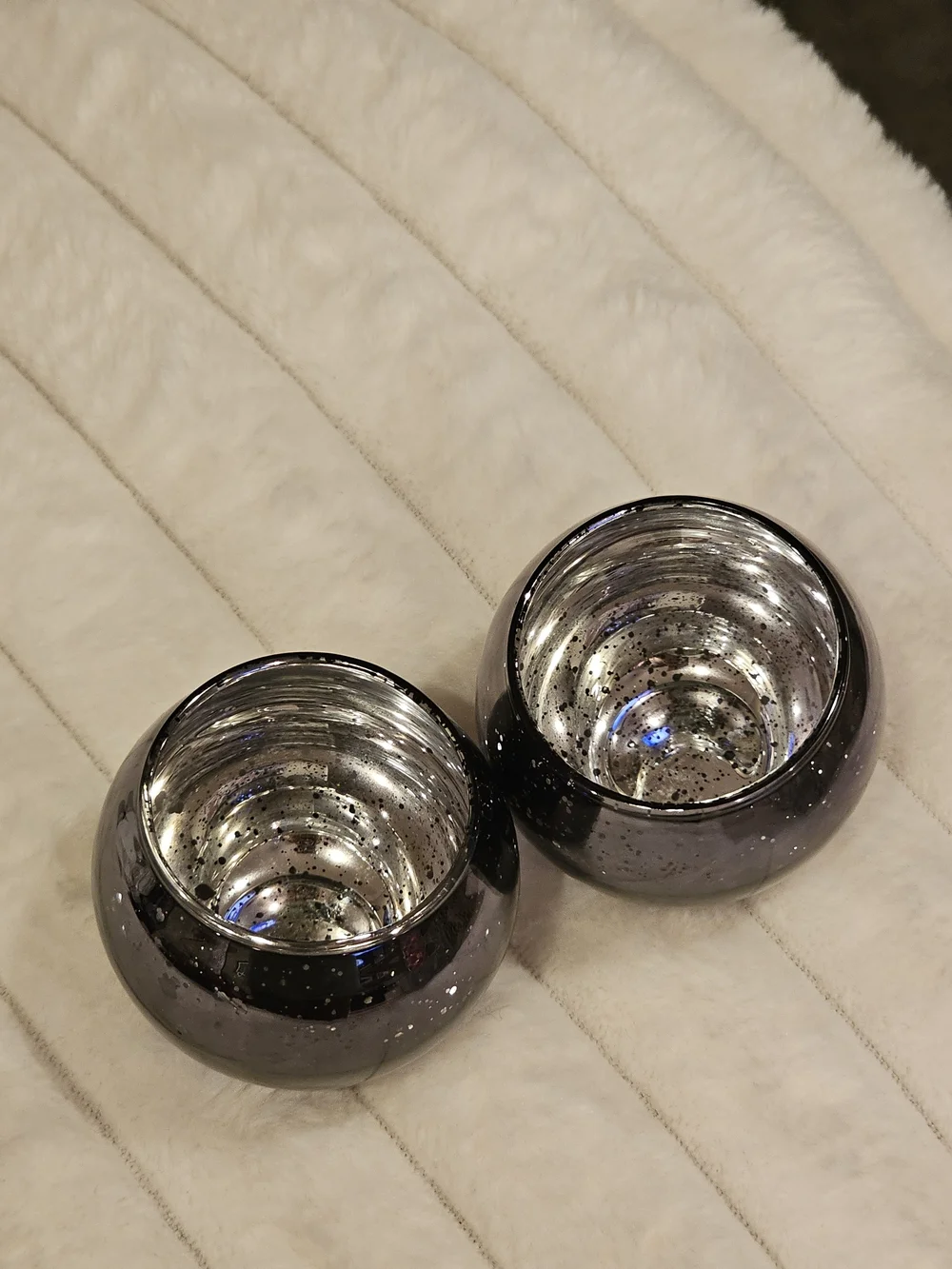 Set Of 2 Decorative Metallic Glass Tea Light Holders